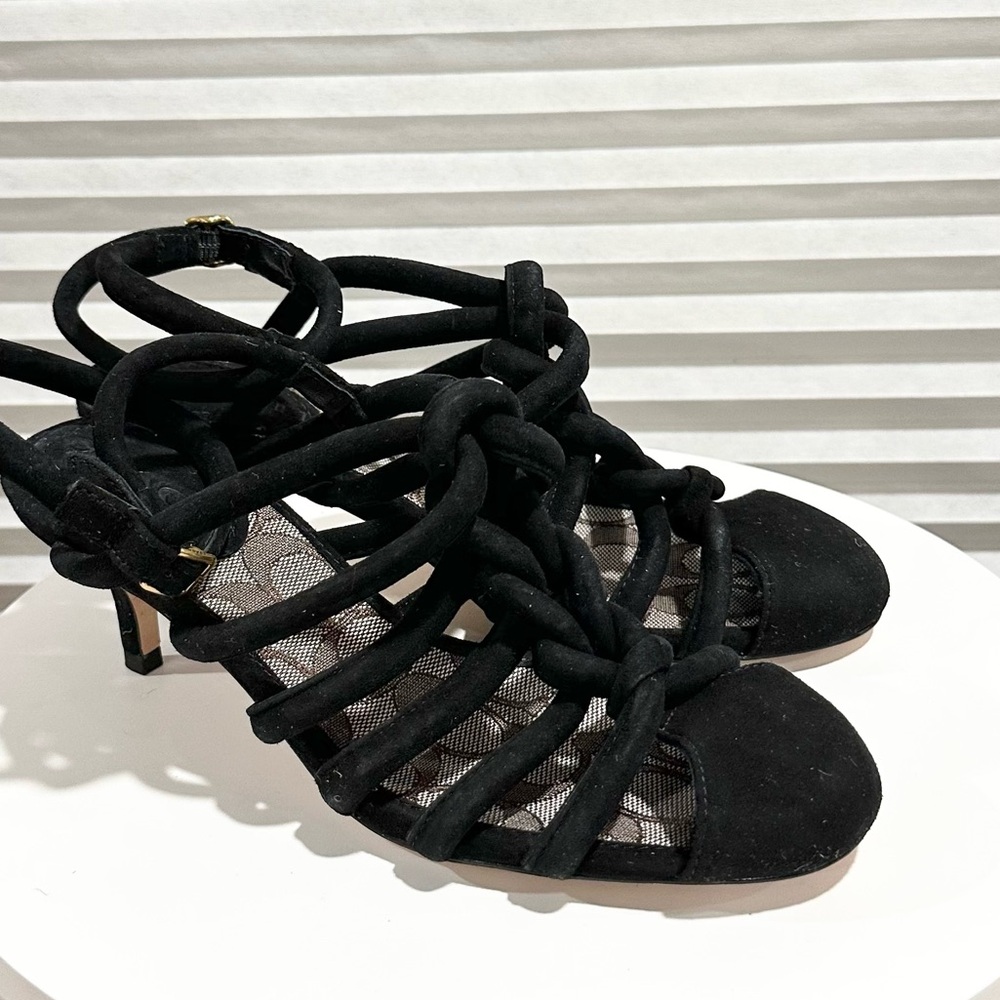 🌸COACH🌸 Black Suede Strappy Sandal Size: 5 - Picture 7 of 11